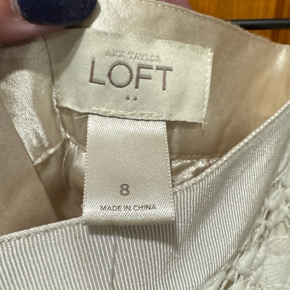 LOFT New ivory lace skirt-size 8 - Picture 6 of 9
